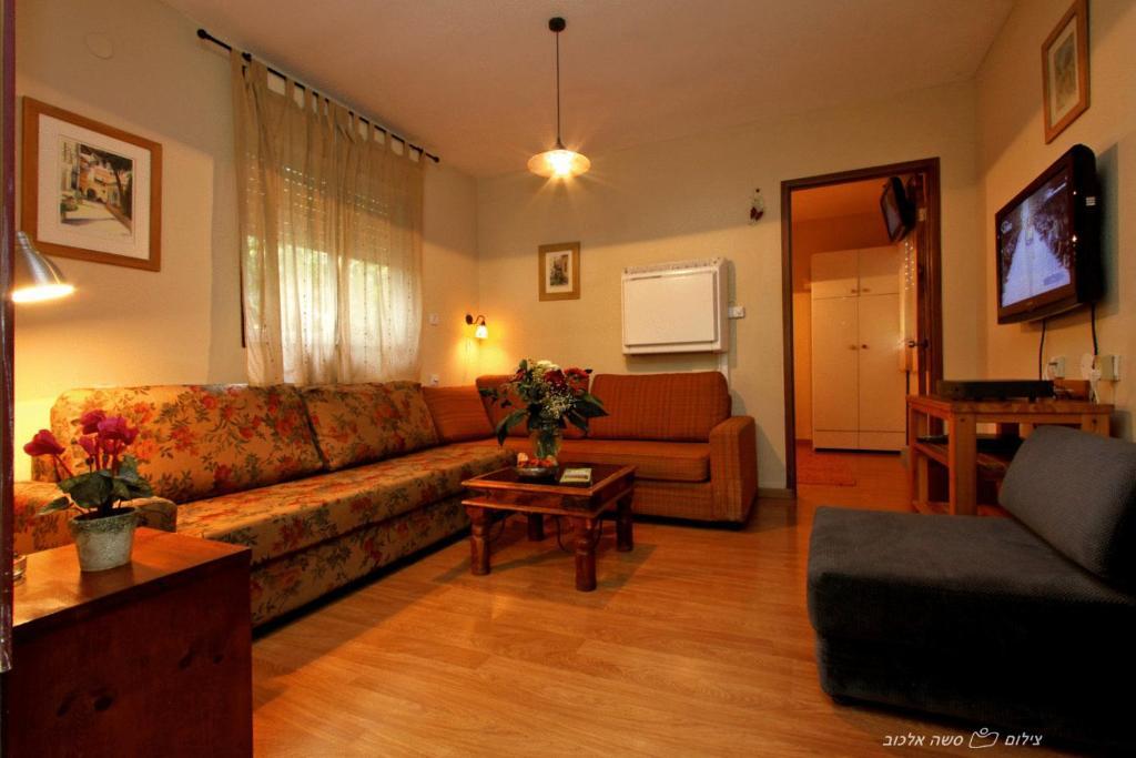 Golan Rooms At Sagi Family Country Lodging Ramot Eksteriør bilde